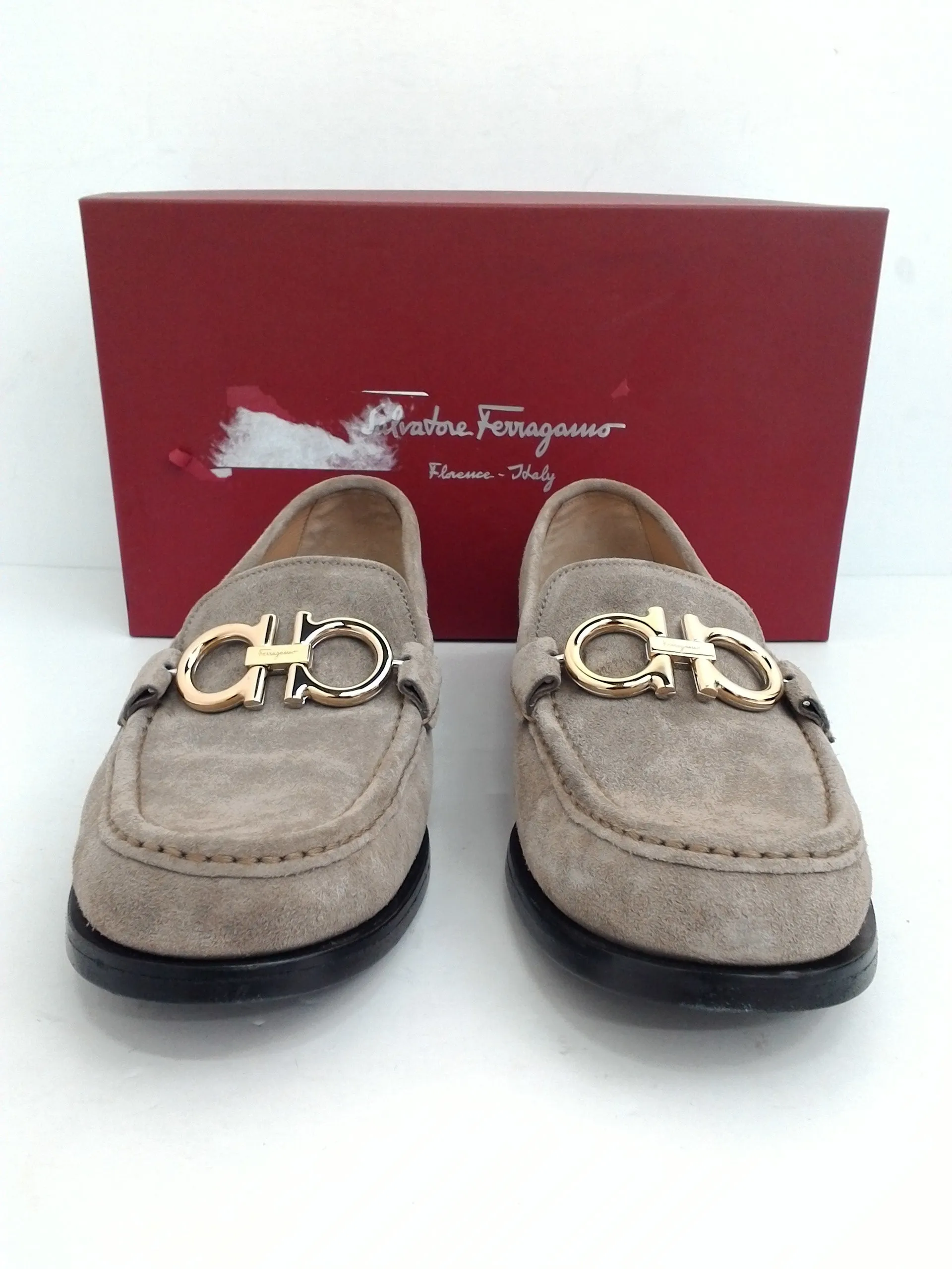 Salvatore Ferragamo Women's Rolo Fango Buckle Suede Calf Size 8.5 C