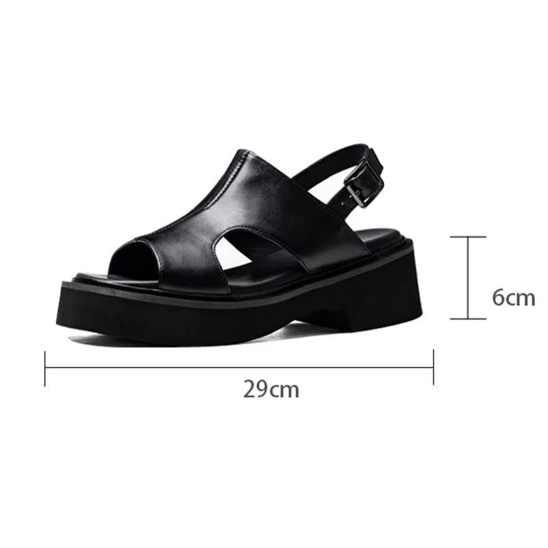 Serpatura Classic Sandal Design