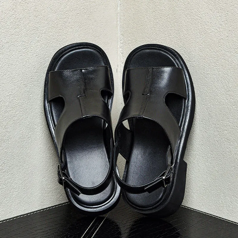 Serpatura Classic Sandal Design