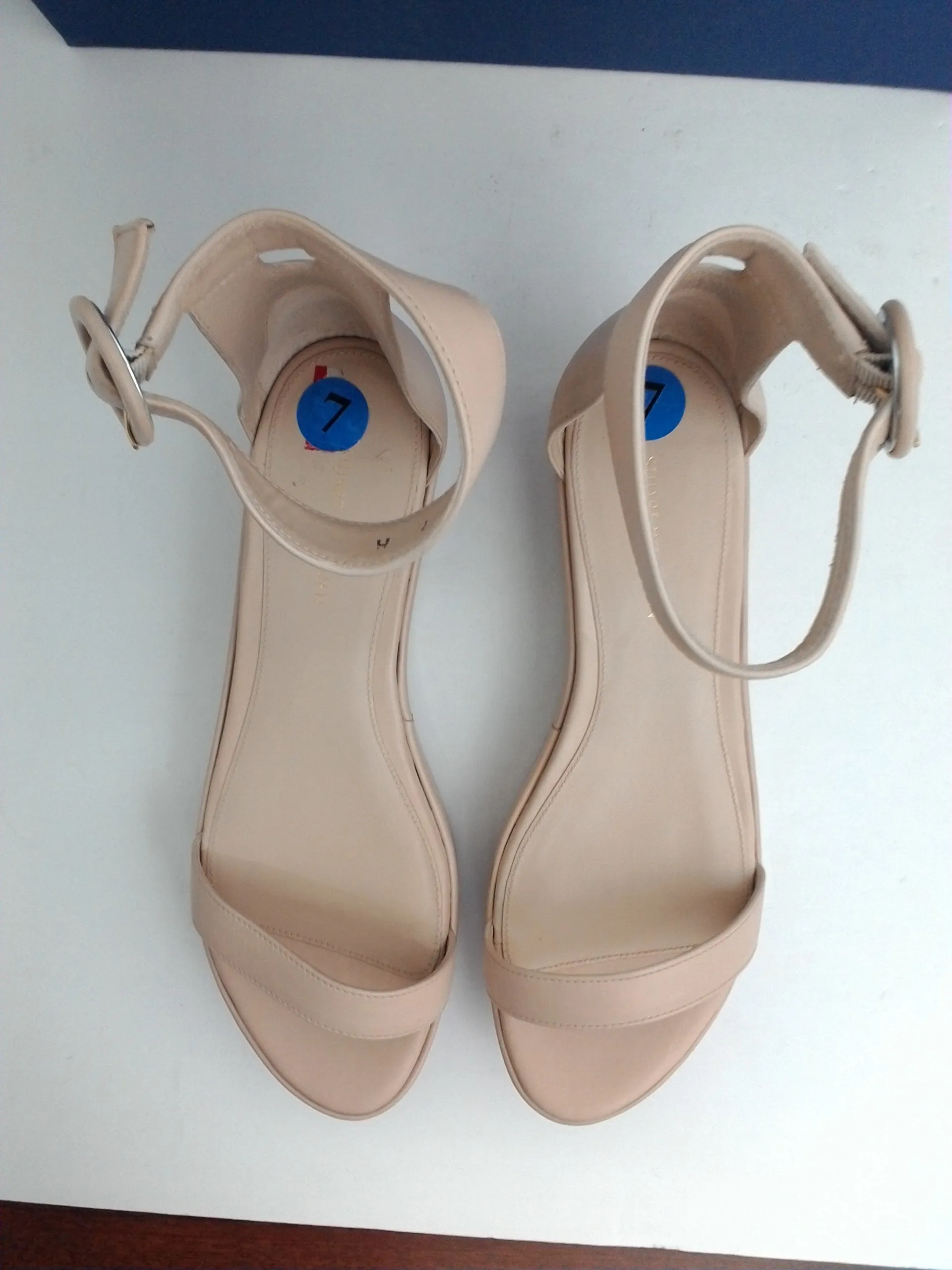 Stuart Weitzmain Women's Capri Fawn Cush Nappa Platform Sandal Size 7 M