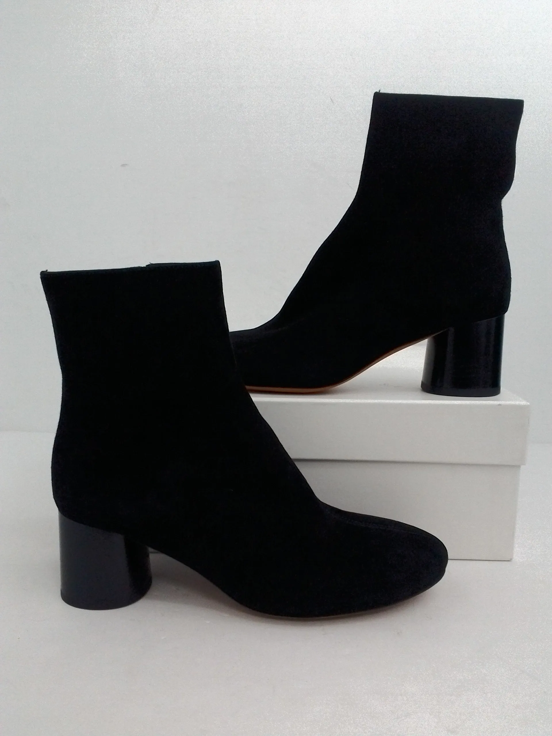 Vince Women's Tasha 2 Black Suede Booties Size 6.5 M